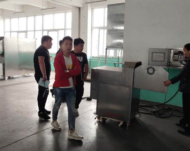 自動炒貨機(jī).jpg